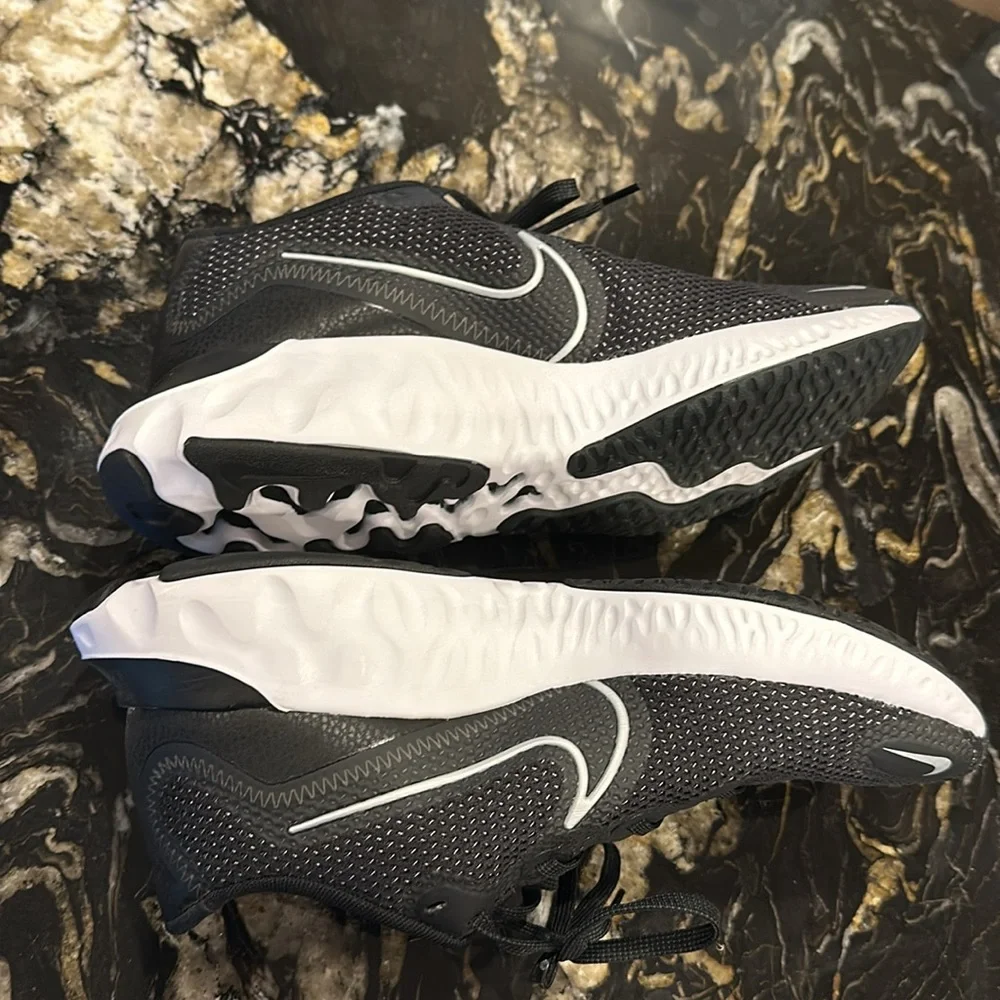 Men's Nike Renew Run Running Shoes CK6357 002 - Picture 7 of 9